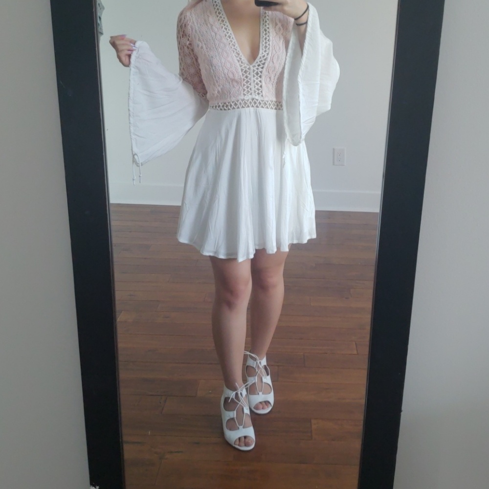 Bell sleeved Hello Molly dress